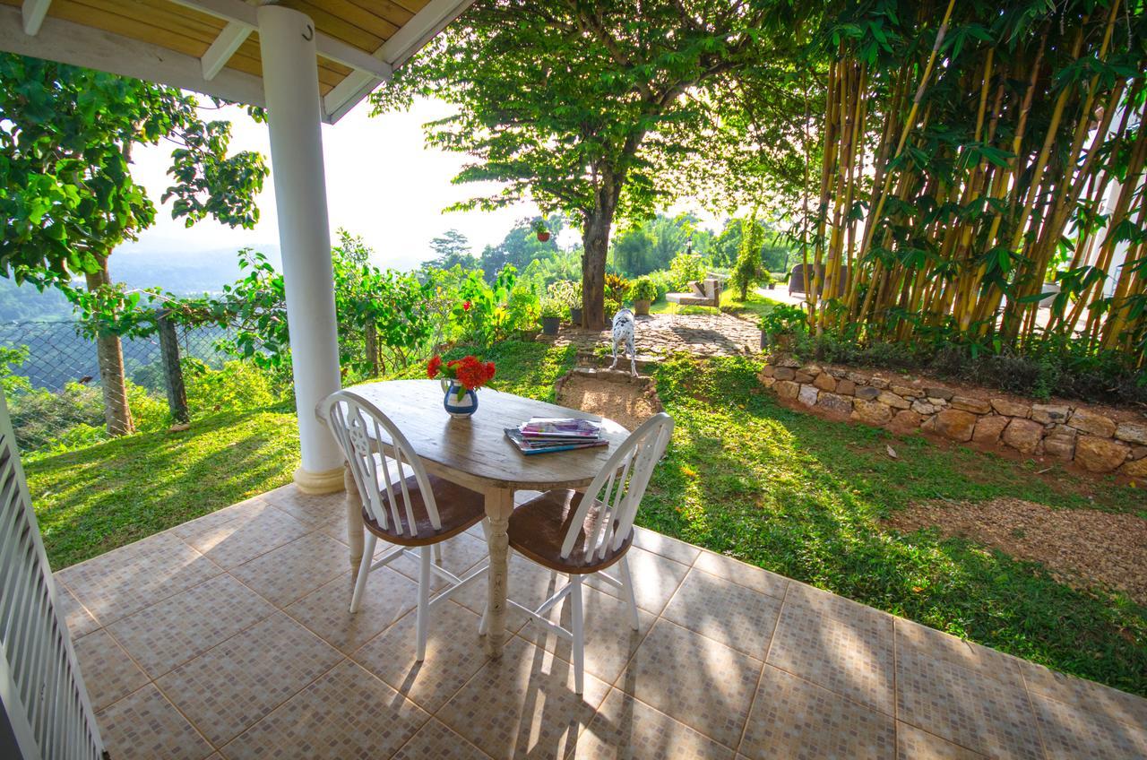 Summit View Bed & Breakfast Kandy Bagian luar foto