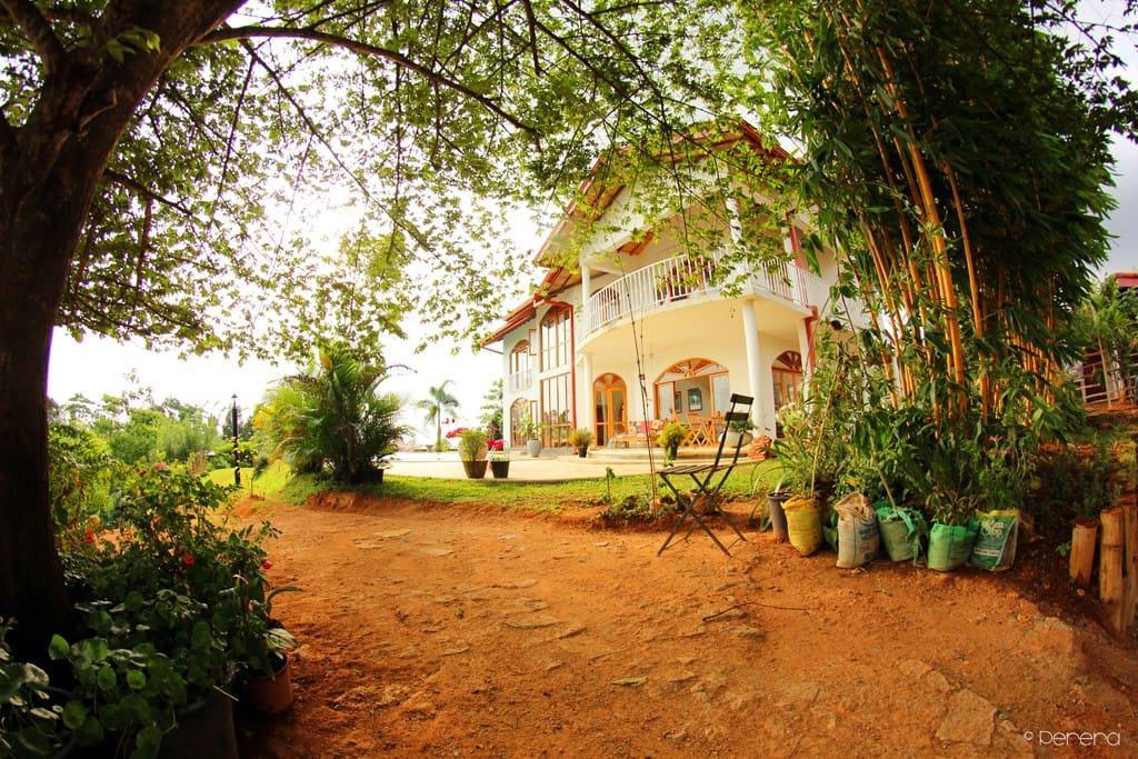 Summit View Bed & Breakfast Kandy Bagian luar foto